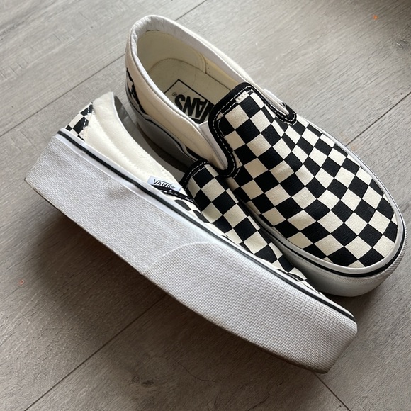 Vans Shoes - VANS PLATFORM SLIP ON BRAND NEW